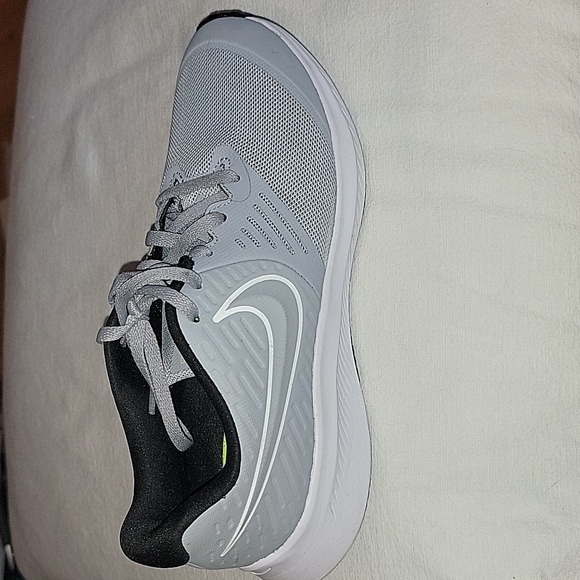 Nike Youth/boys Star Runner size 5.5 - Picture 2 of 7